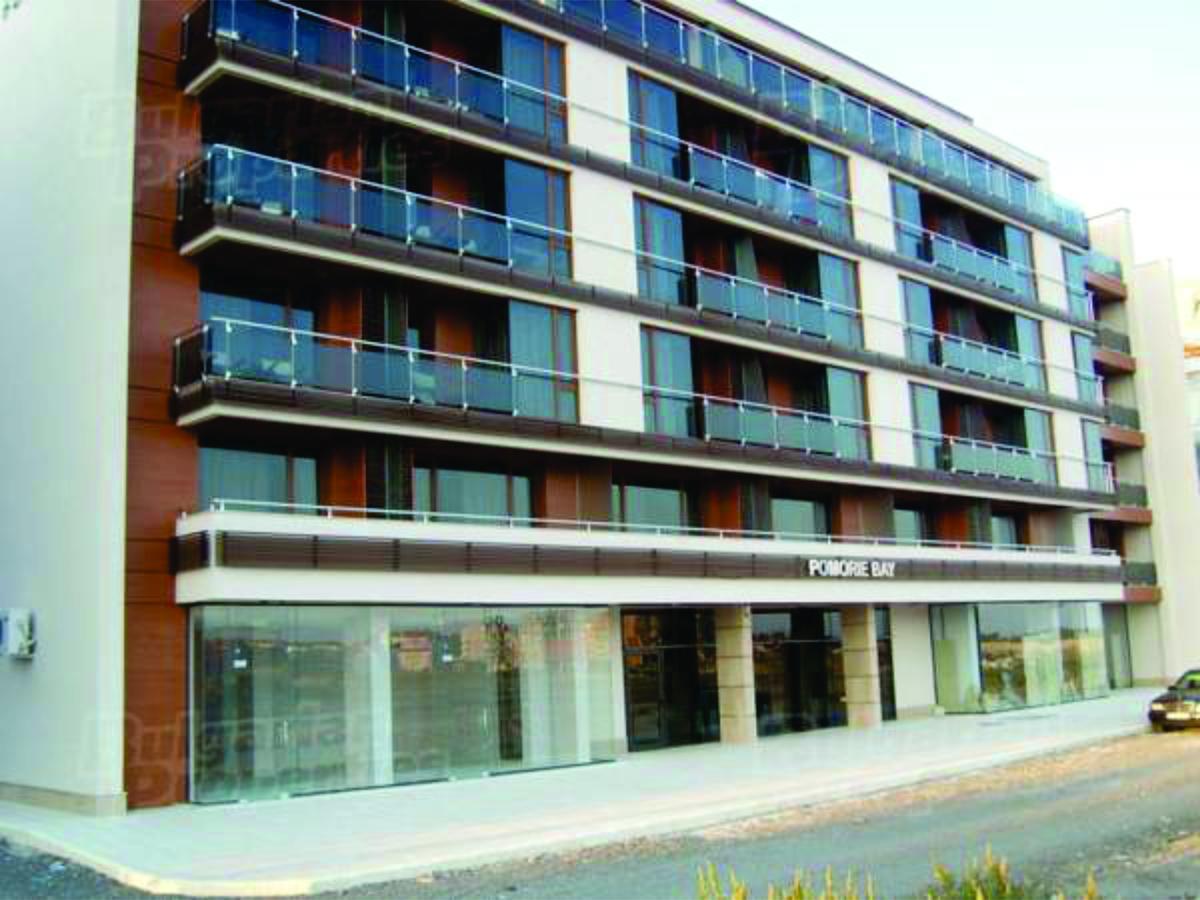Pomorie Bay Aparthotel Exteriör bild