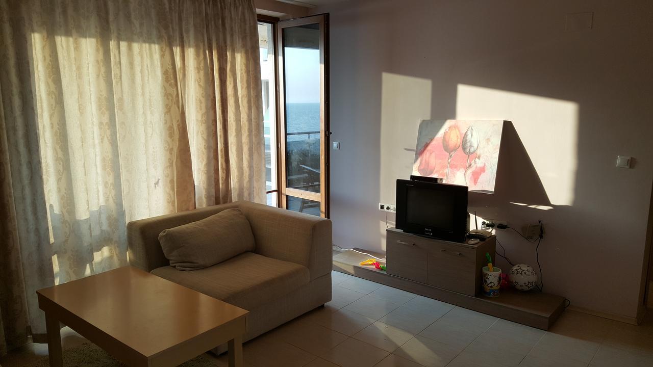 Pomorie Bay Aparthotel Exteriör bild