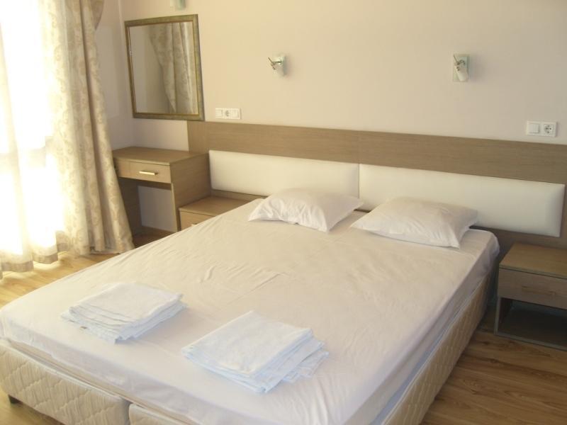 Pomorie Bay Aparthotel Rum bild